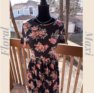 Floral Maxi Dress/ ON HOLD